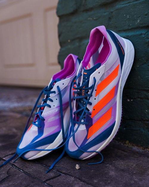 最新跑鞋爆料视频播放网站,跑鞋爆料视频网站带你领略科技与时尚的完美融合